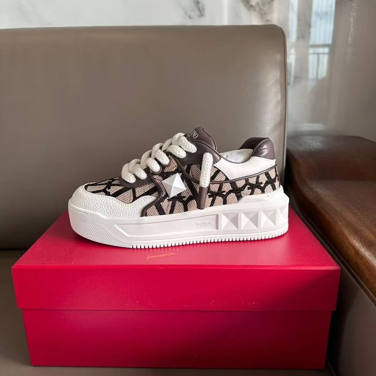 Valentino Garavani VLogo Sneakers [20 styles]