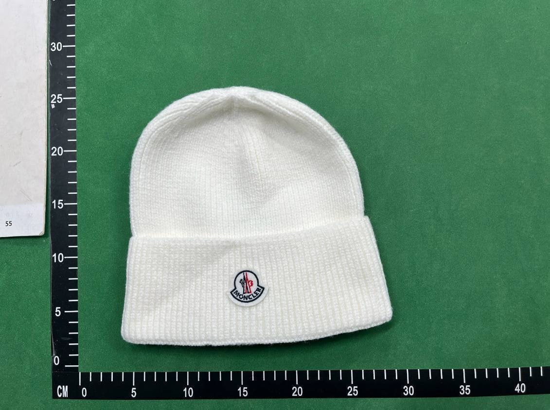 Moncler Classic Logo Beanie / The North Face Pom-Pom & Logo Beanies [39 styles]